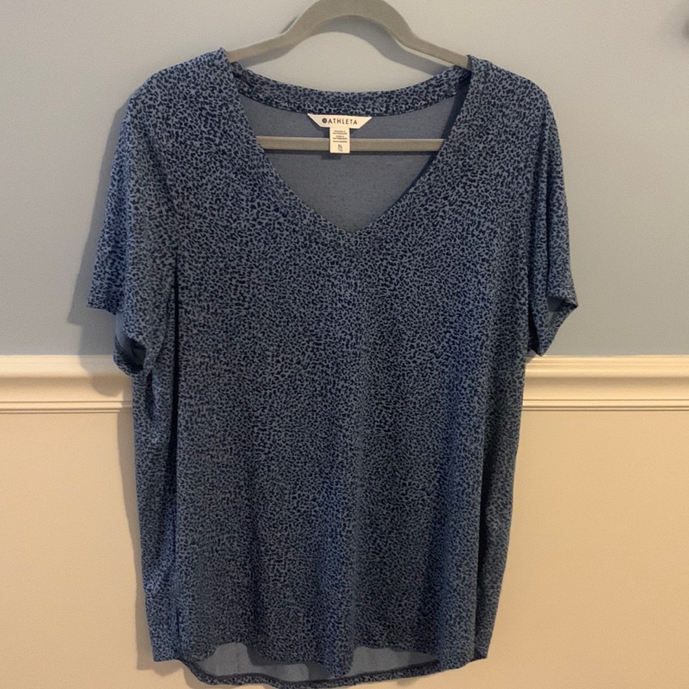 Lightly used athleta shirt XL blue cheetah
